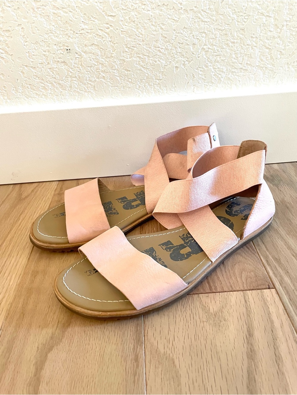 Sorel Ella Pink Tonic Melon Leather Strapy Sandals Sz 7.5 Minimalist NL3535-875 - Picture 3 of 9